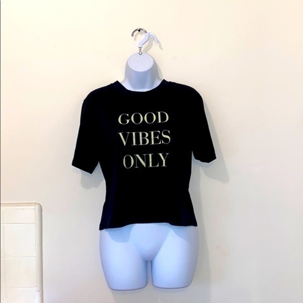 Women’s Fabletics “Good Vibes Only” Parker Boxy Tee